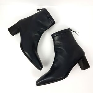 Stuart Weitzman Vintage Black Leather Boots 7.5